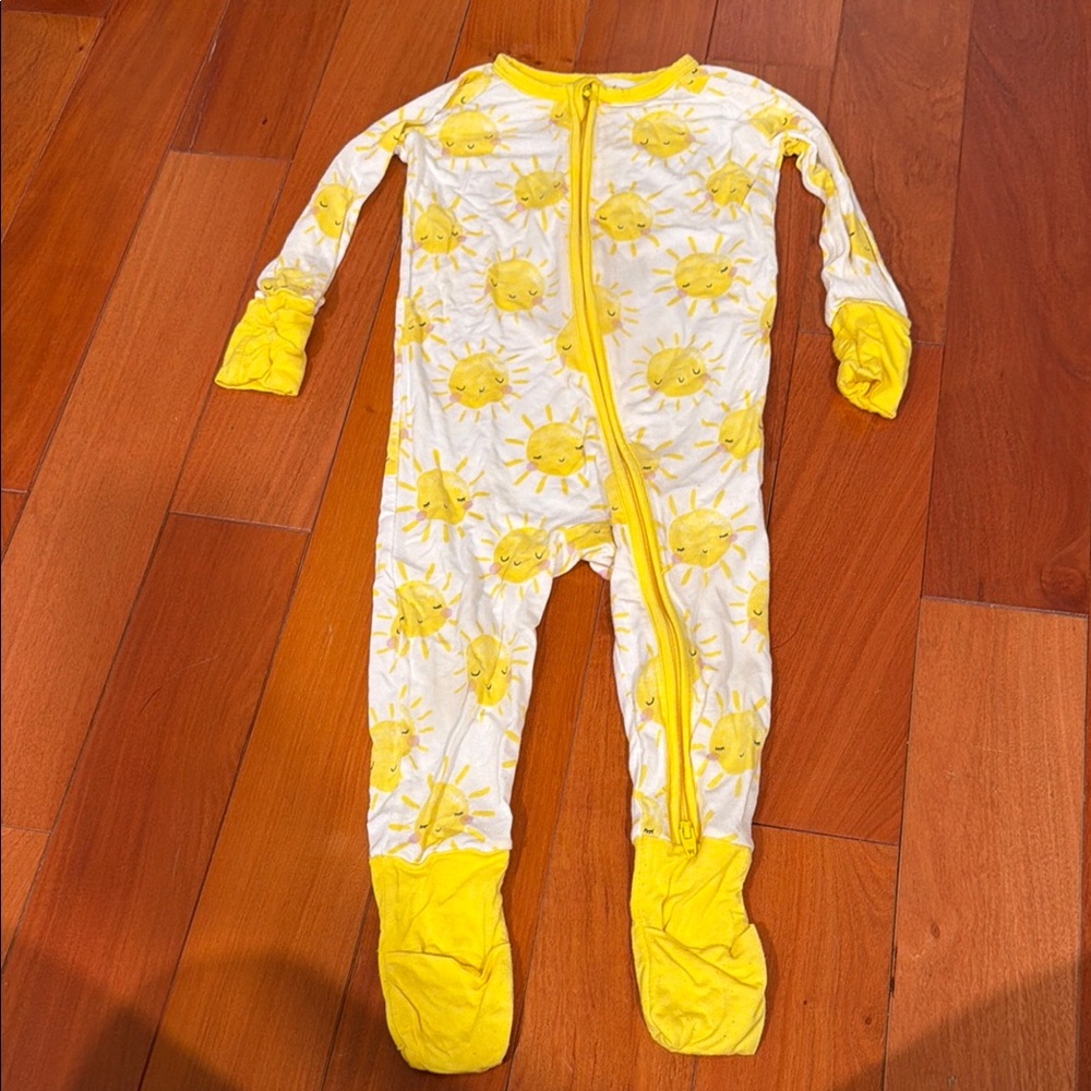 Little Sleepies Sunshine 6-12 month zippy